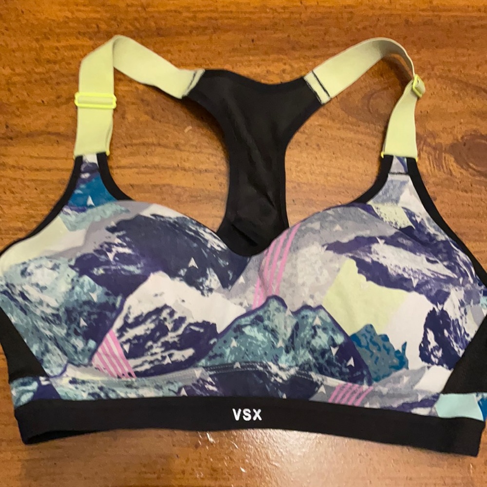 Victoria’s Secret VSX adjustable sports bra 34D
